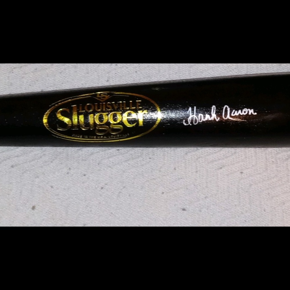 Hank Aaron signed bat